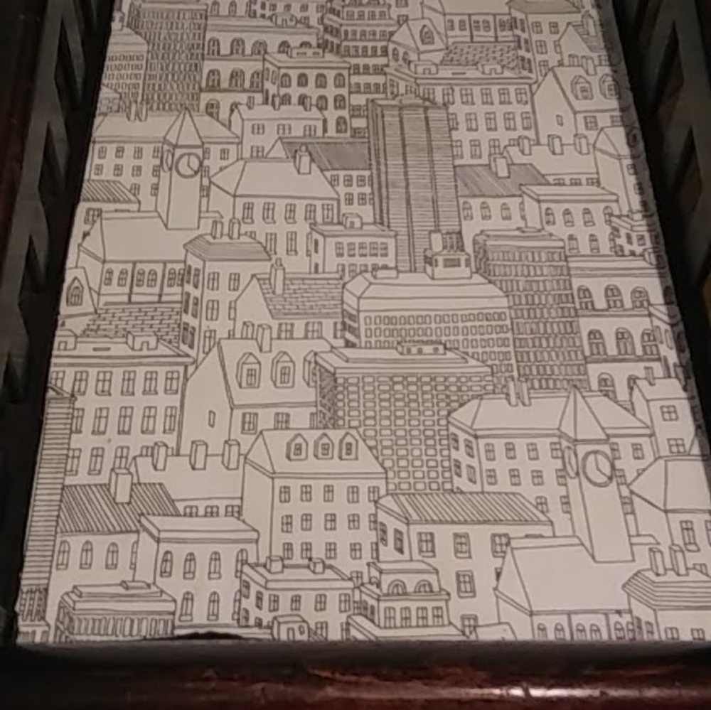Changing Table - Picture 4 of 5